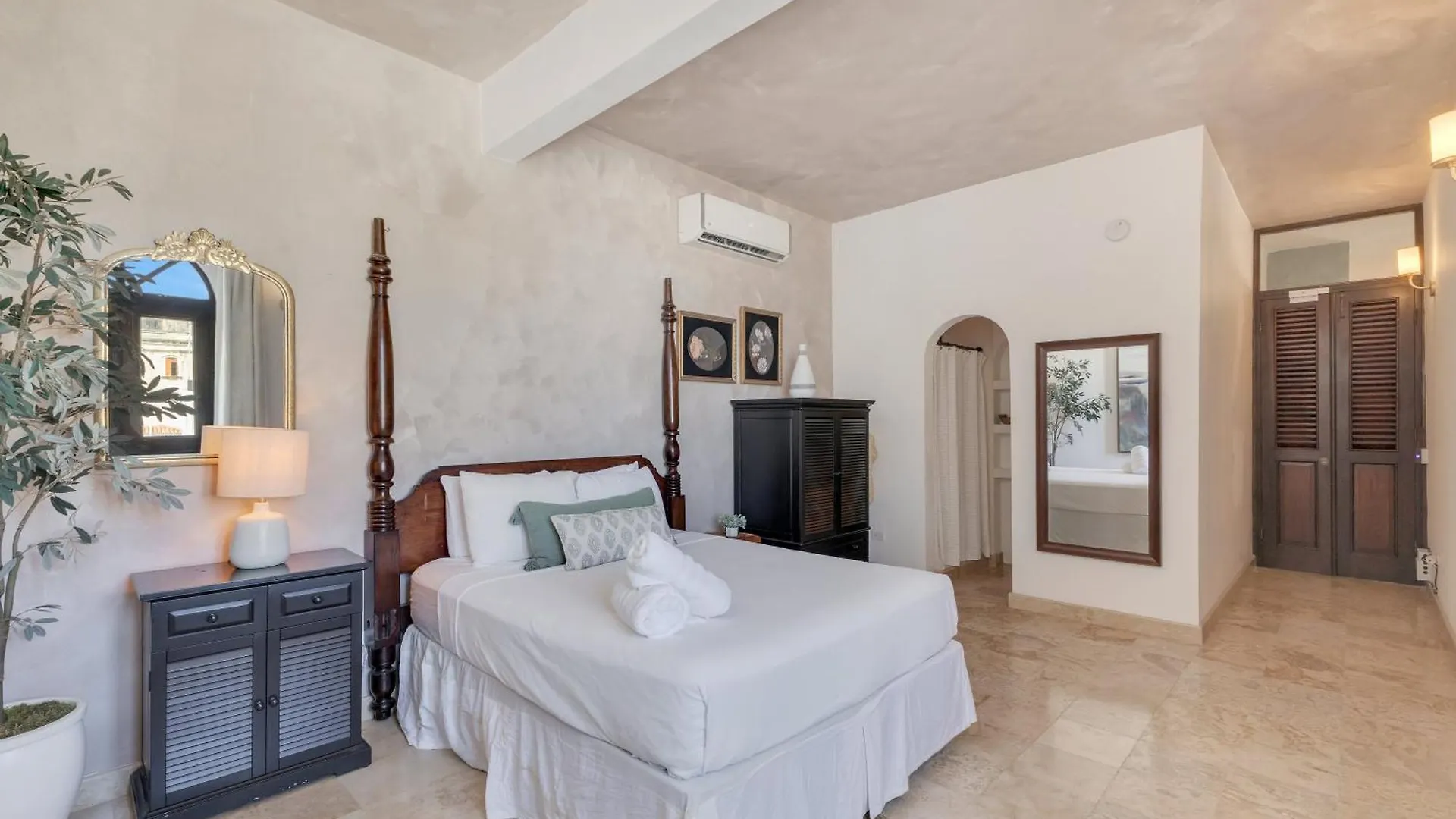 Hotel Casa Lucienne San Juan